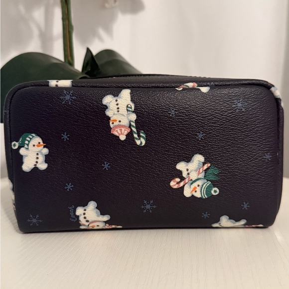 Coach Small Boxy Cosmetic Case Snowman Print Midnight Multi C7408 NWOT - Picture 3 of 5